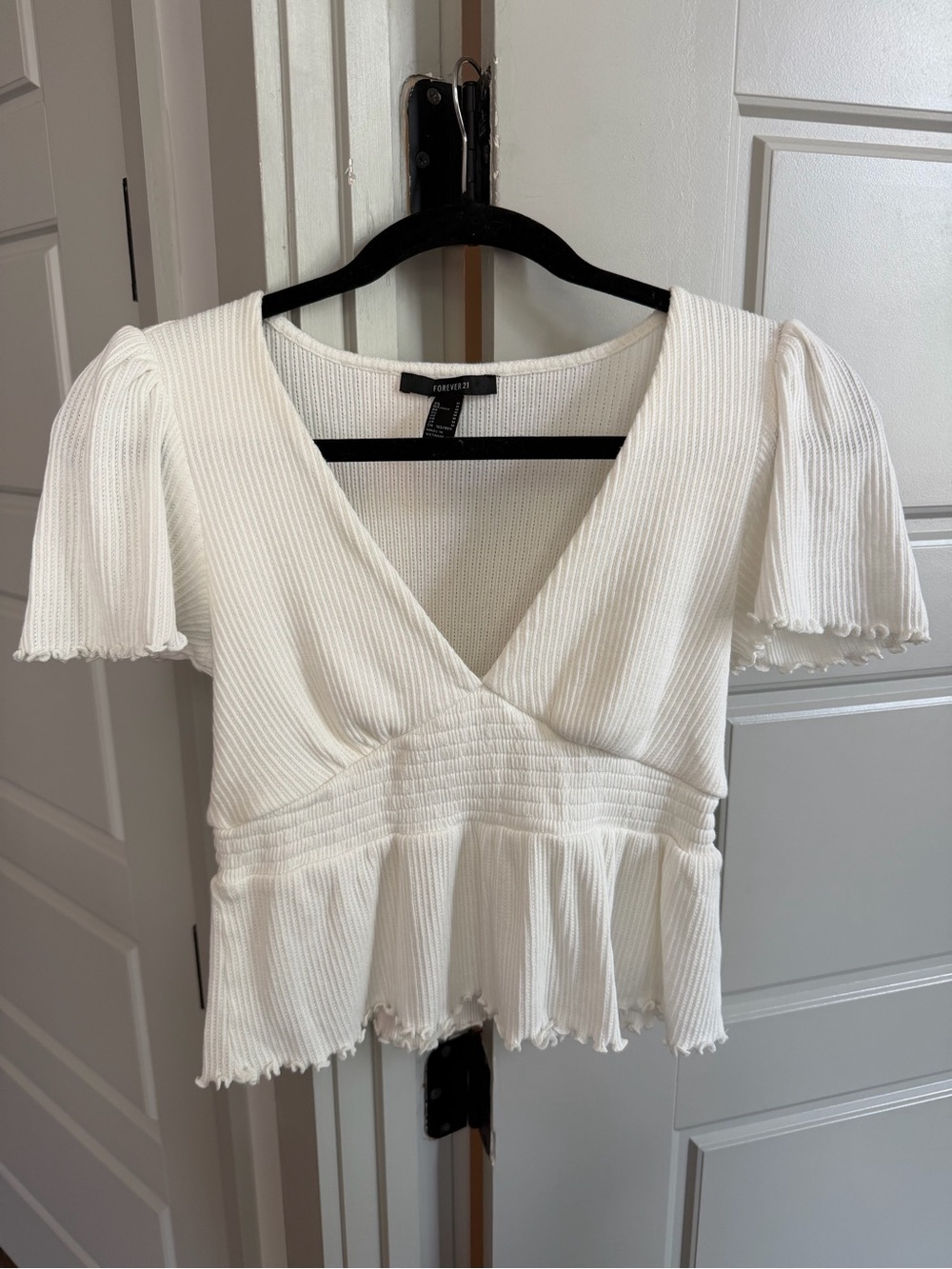 Forever 21 V-Neck Lettuce Trim Blouse